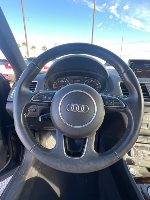 Used 2018 Audi Q3 2.0T Premium w/ Convenience Package AWD/4WD image 10