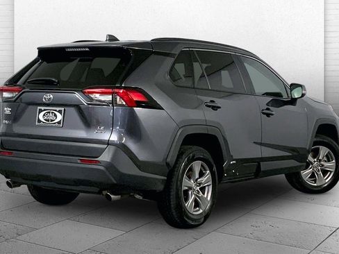 Used 2025 Toyota RAV4 LE AWD/4WD image 15