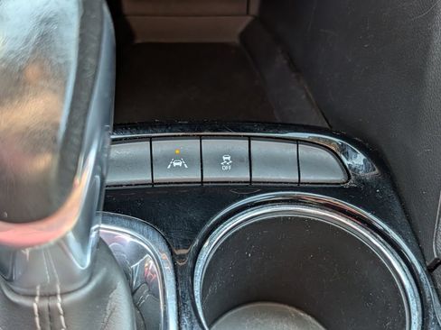 Used 2023 Buick Encore GX Preferred FWD image 18