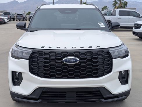 New 2026 Ford Explorer ST-Line w/ ST-Line Street Pack RWD image 6