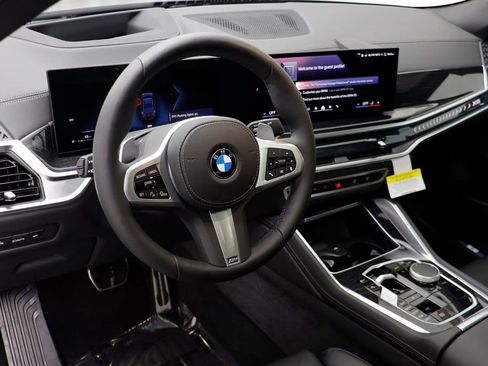 New 2026 BMW X6 xDrive40i w/ Climate Comfort Package image 6
