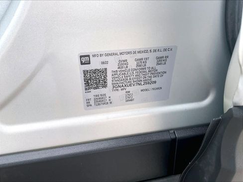 Used 2022 Chevrolet Equinox LT image 36