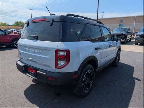 New 2026 Ford Bronco Sport Outer Banks w/ Outer Banks Tech Package+ AWD/4WD image 3