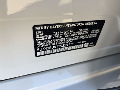 Used 2026 BMW X5 xDrive50e w/ M Sport Package image 37