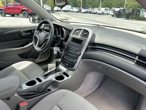 Used 2015 Chevrolet Malibu LS w/ Protection Package FWD image 15