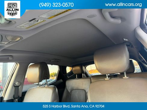 Used 2013 Hyundai Santa Fe Sport 2.0T w/ Technology Pkg FWD image 10