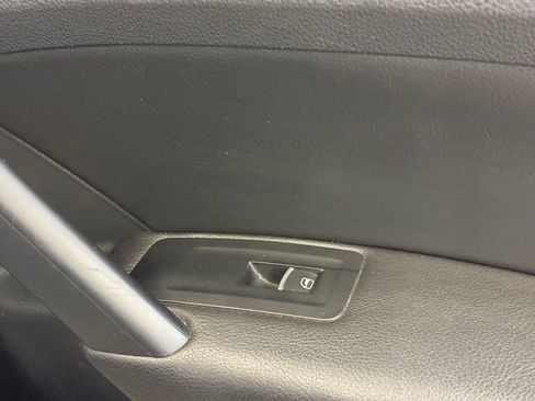 Used 2013 Volkswagen Passat 2.5 SE FWD image 34