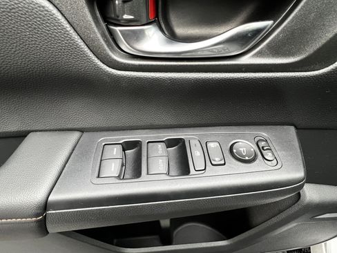 Used 2026 Honda CR-V Sport image 14