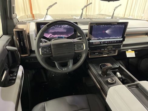 New 2025 GMC Hummer EV 3X AWD/4WD image 12