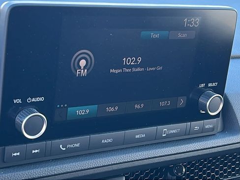 Used 2024 Honda CR-V LX image 15