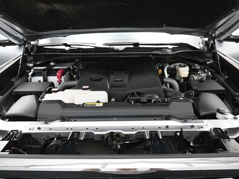 Used 2024 Toyota Tundra Platinum image 37