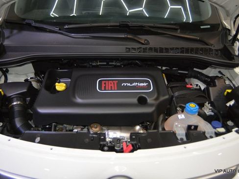 Used 2015 FIAT 500L Trekking FWD image 33