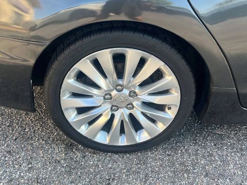 Used 2014 Acura RLX w/ Technology Package FWD image 29