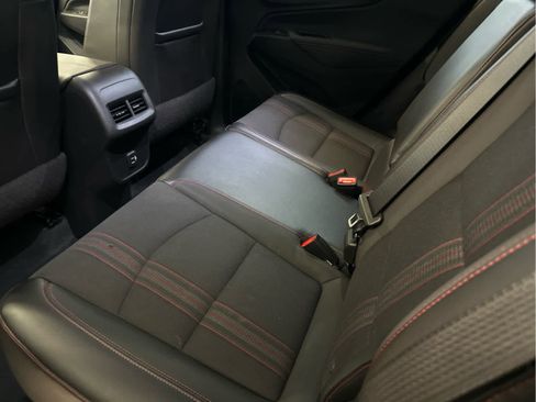 Used 2022 Chevrolet Equinox RS image 13