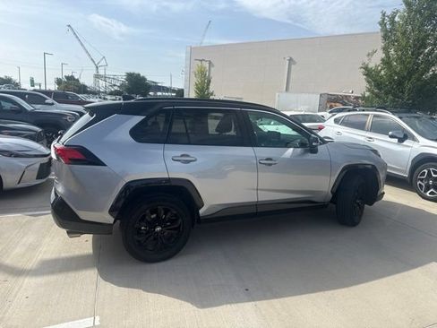 Used 2023 Toyota RAV4 XSE AWD/4WD image 3