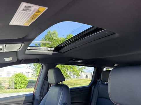Used 2023 Honda Odyssey Sport image 4