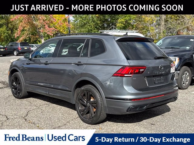 Used 2024 Volkswagen Tiguan SE R-Line AWD/4WD image 6