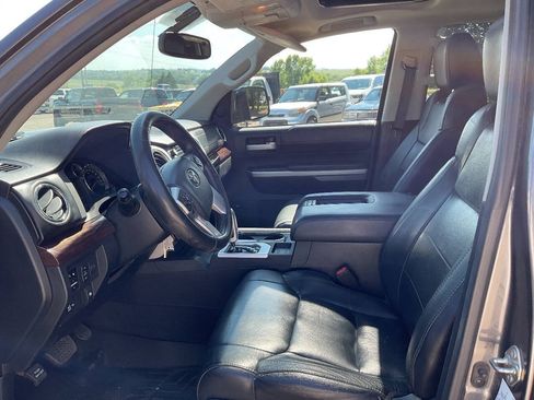 Used 2014 Toyota Tundra Limited w/ Limited Premium Package AWD/4WD image 12