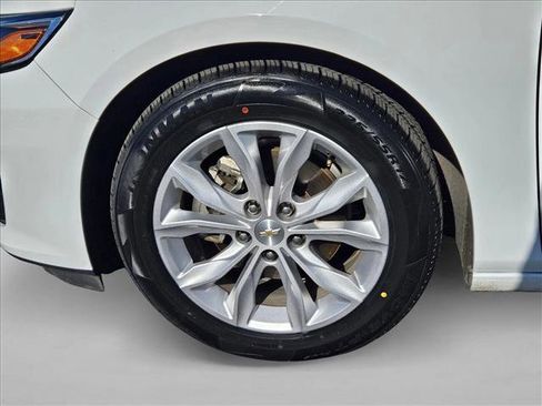 Used 2023 Chevrolet Malibu LT image 24