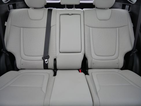 Certified 2024 Hyundai Tucson Limited image 13