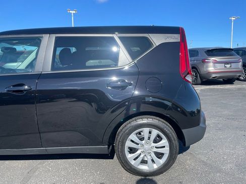 Used 2020 Kia Soul LX image 33
