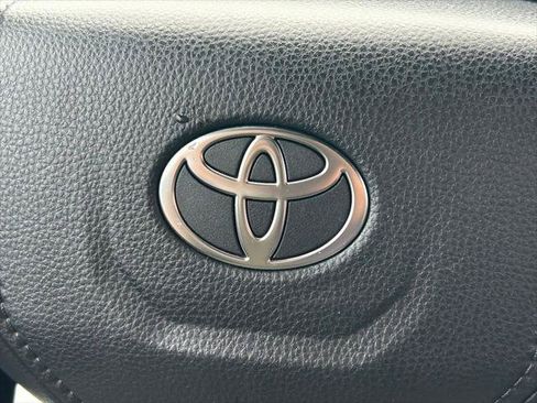 Certified 2025 Toyota 4Runner Limited AWD/4WD image 40