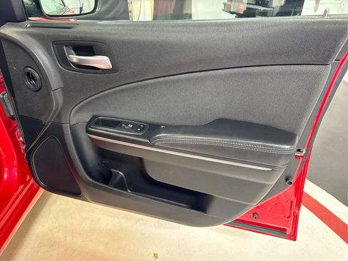 Used 2015 Dodge Charger SE w/ Popular Equipment Group image 25