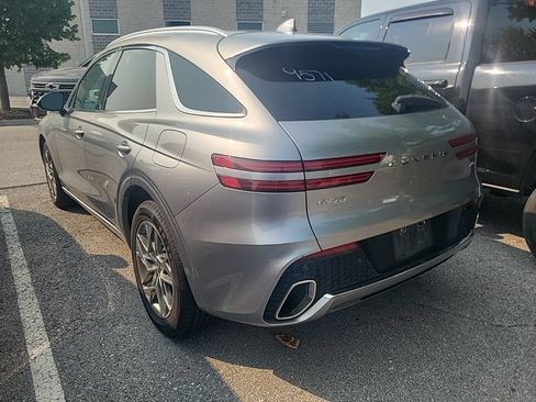 Used 2025 Genesis GV70 2.5T AWD/4WD image 4