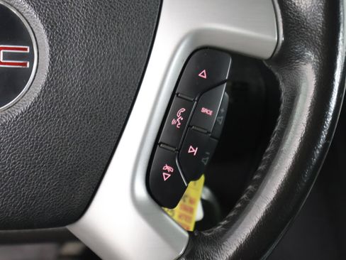 Used 2012 GMC Acadia SLT image 21