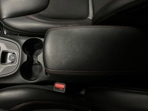 Used 2021 Jeep Cherokee Trailhawk w/ Trailer Tow Group image 19