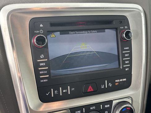 Used 2016 GMC Acadia SLT w/ Open Road Package AWD/4WD image 11