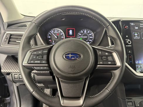 Used 2025 Subaru Ascent Premium AWD/4WD image 22