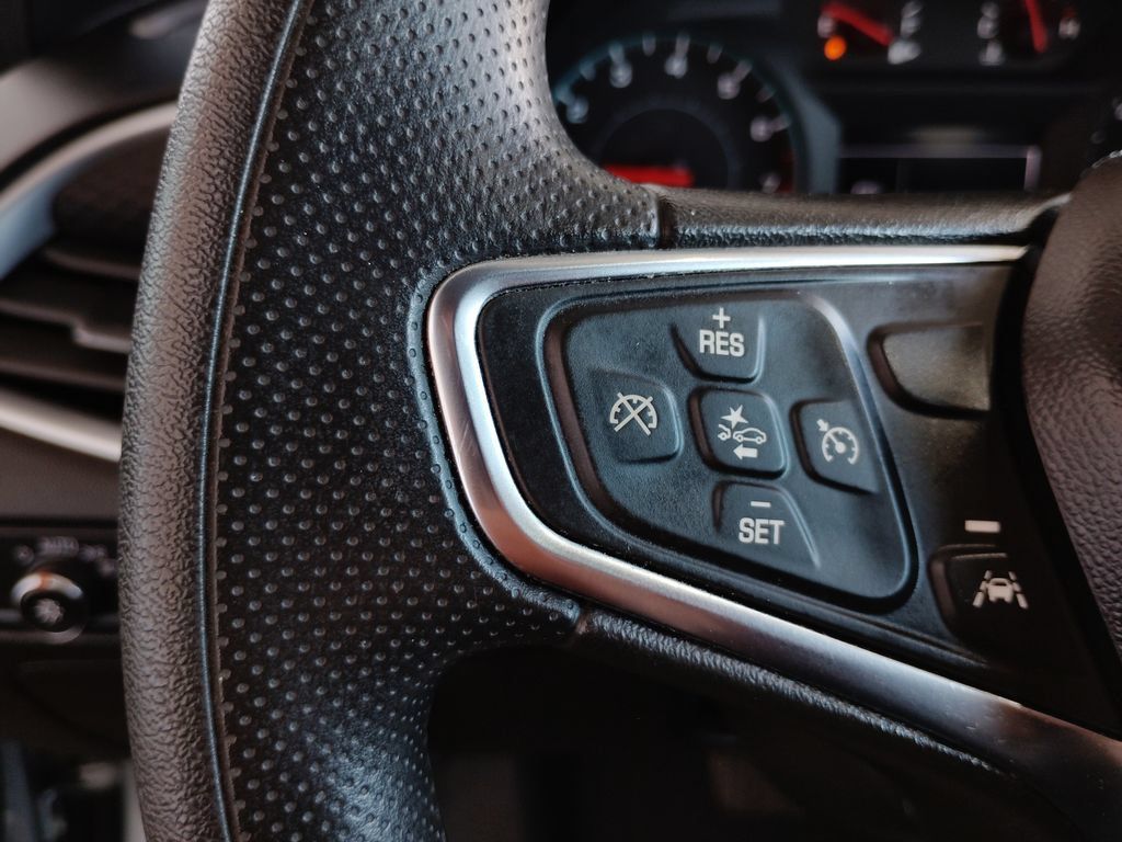 Used 2024 Chevrolet Malibu LS FWD image 24