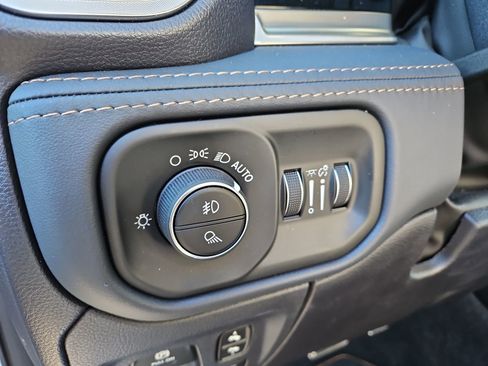 Used 2025 RAM 1500 Tungsten w/ Trailer Tow Group image 23