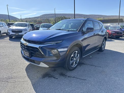 Used 2023 Chevrolet Blazer LT w/ Convenience Package AWD/4WD image 8