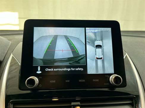 Used 2024 Mitsubishi Eclipse Cross SEL image 15