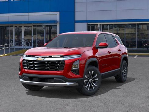 New 2026 Chevrolet Equinox LT image 6