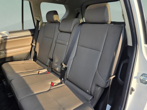 Used 2021 Lexus GX 460 Premium w/ Premium Package AWD/4WD image 22