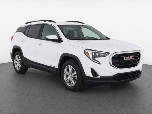 Used 2020 GMC Terrain SLE w/ Driver Convenience Package AWD/4WD image 2