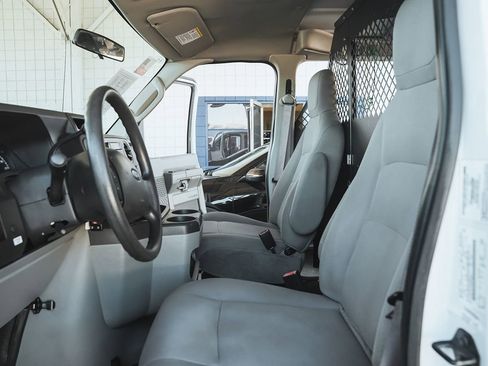 Used 2013 Ford E-150 and Econoline 150 w/ PWR Group RWD image 13