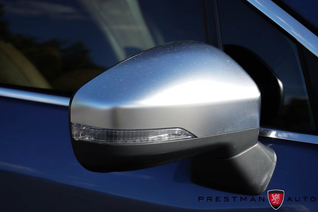 Used 2022 Subaru Ascent Touring AWD/4WD image 17