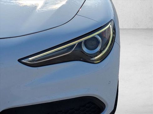 Used 2019 Alfa Romeo Stelvio w/ Nero Edizione image 9