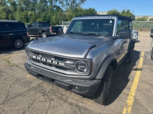Used 2024 Ford Bronco Big Bend AWD/4WD image 2