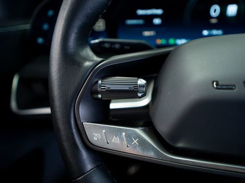Used 2024 Lucid Air Pure RWD image 34