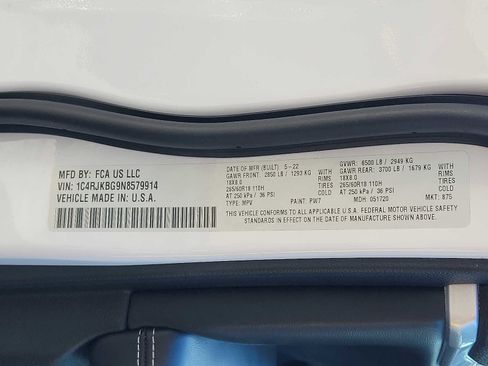 Used 2022 Jeep Grand Cherokee L Limited w/ Luxury Tech Group II image 26