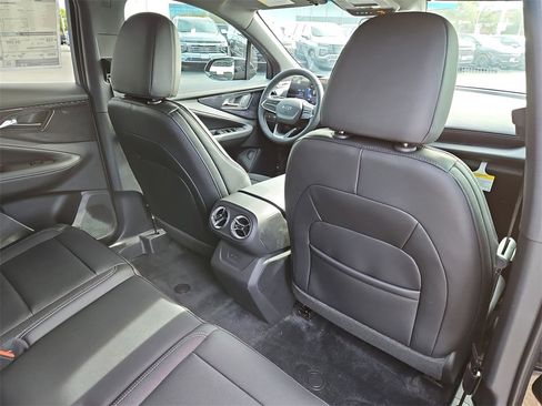 New 2026 Chevrolet Blazer EV LT image 20