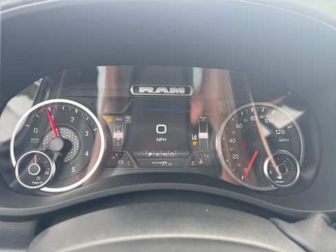 Used 2025 RAM 2500 Tradesman AWD/4WD image 23