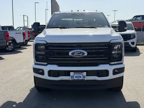 New 2026 Ford F250 Platinum AWD/4WD image 2