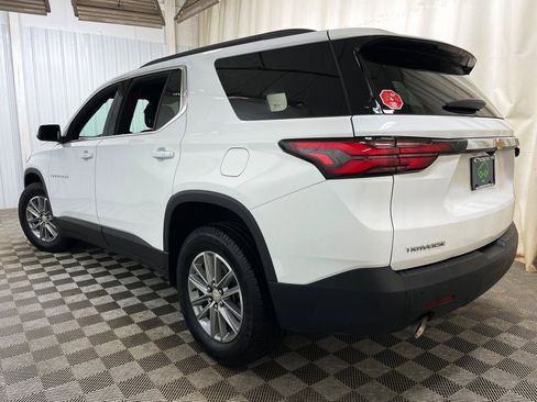 Certified 2022 Chevrolet Traverse LT image 46