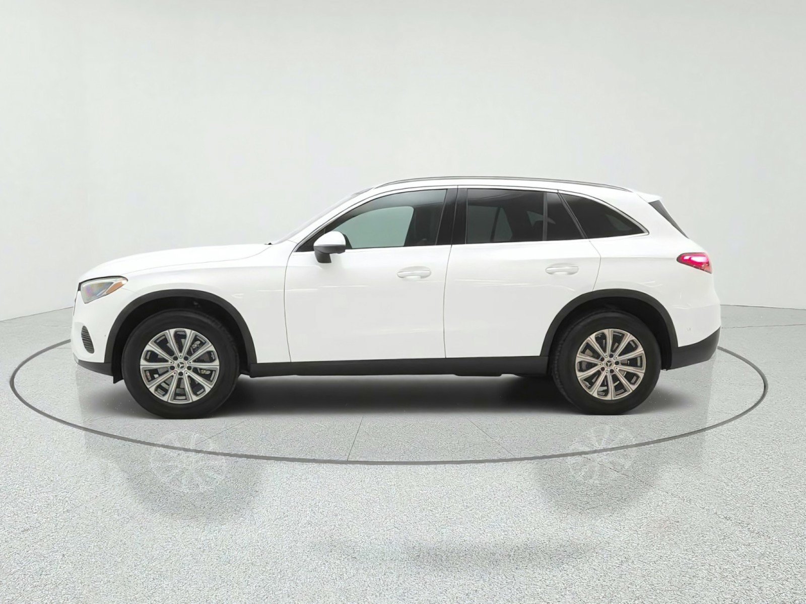 Certified 2026 Mercedes-Benz GLC 300 4MATIC image 8